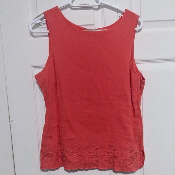 Reitmans Coral Tank Top with Back Buttons - Picture 1 of 4
